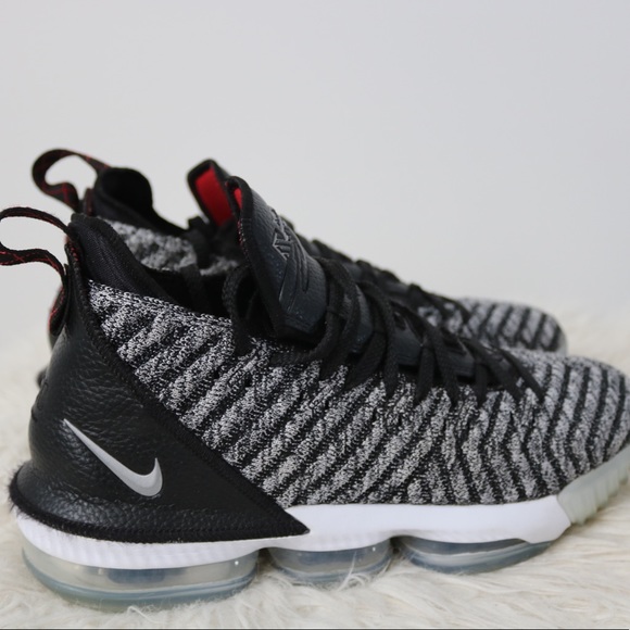 Nike Lebron 16s “Oreos” (Size 8 1/2US) - Picture 3 of 16